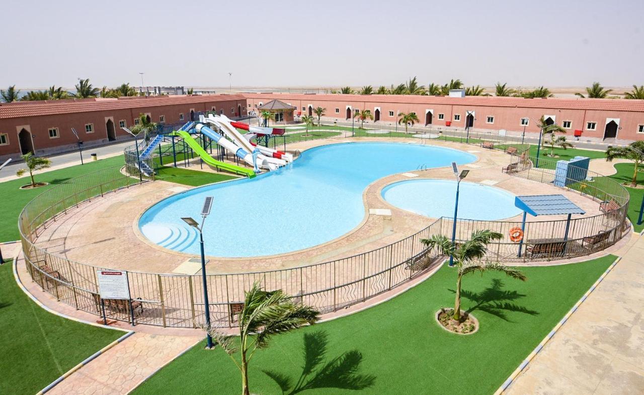 Hotel & Resort Golden Marina Yanbu Exteriör bild