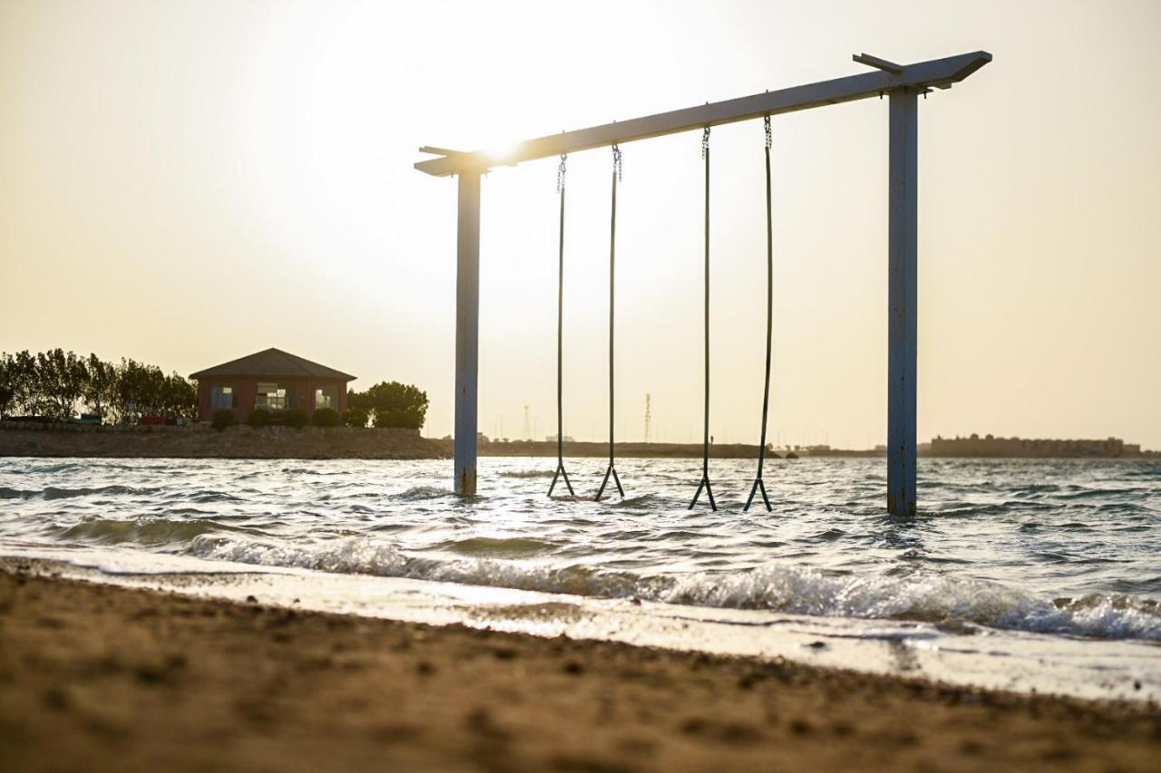 Hotel & Resort Golden Marina Yanbu Exteriör bild