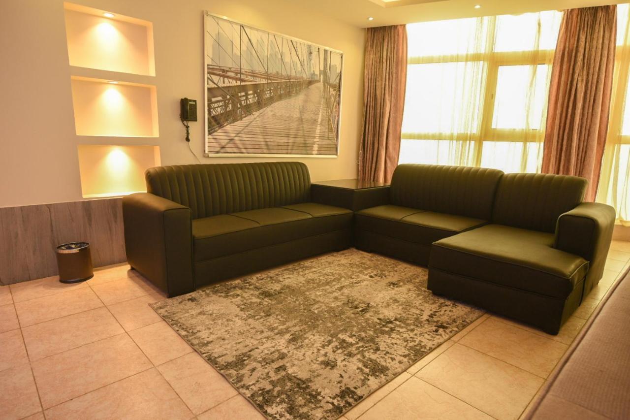 Hotel & Resort Golden Marina Yanbu Exteriör bild