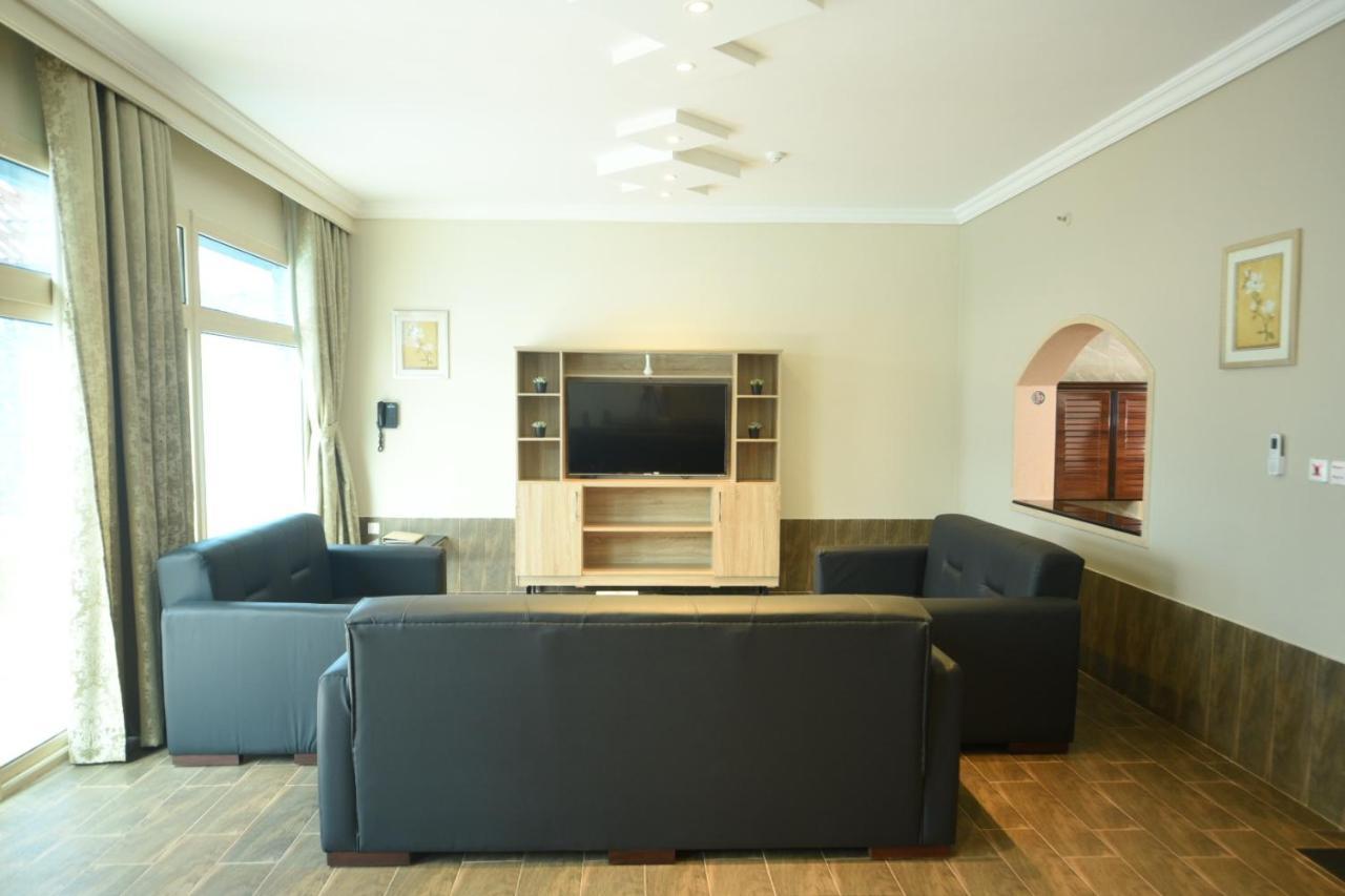 Hotel & Resort Golden Marina Yanbu Exteriör bild