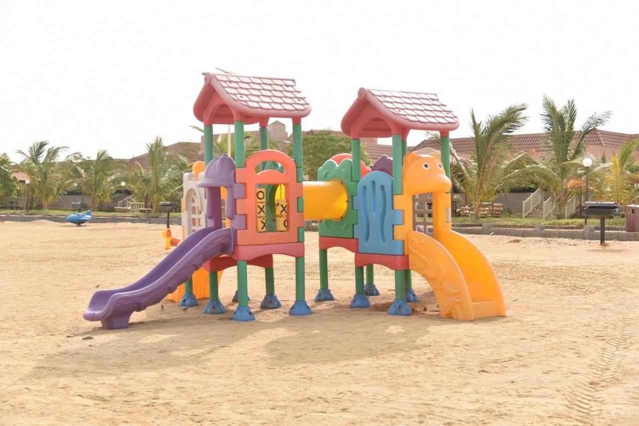 Hotel & Resort Golden Marina Yanbu Exteriör bild